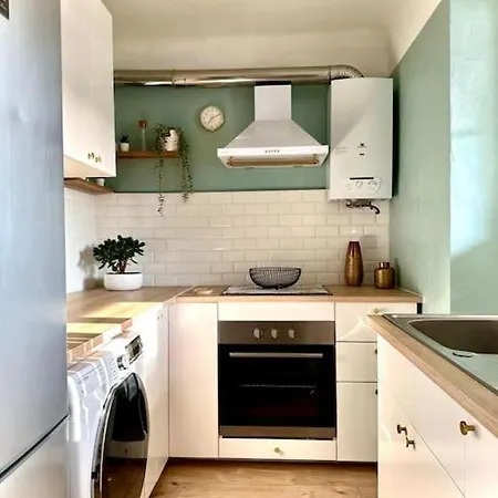 Appartement Lumineux 3 Pieces Avec Parking *