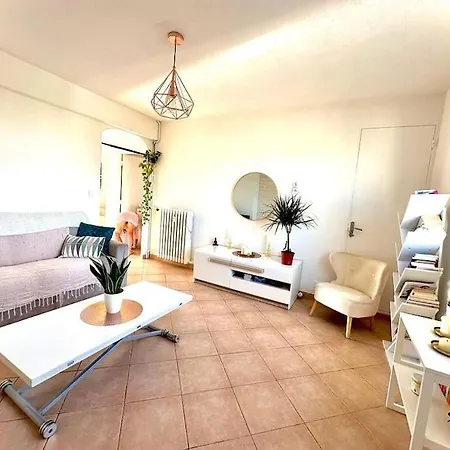 Lumineux 3 Pieces Avec Parking Appartement Saint-Laurent-du-Var